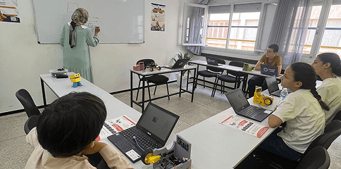 L'impact des maquettes interactives sur la compréhension scientifique des jeunes apprenants.